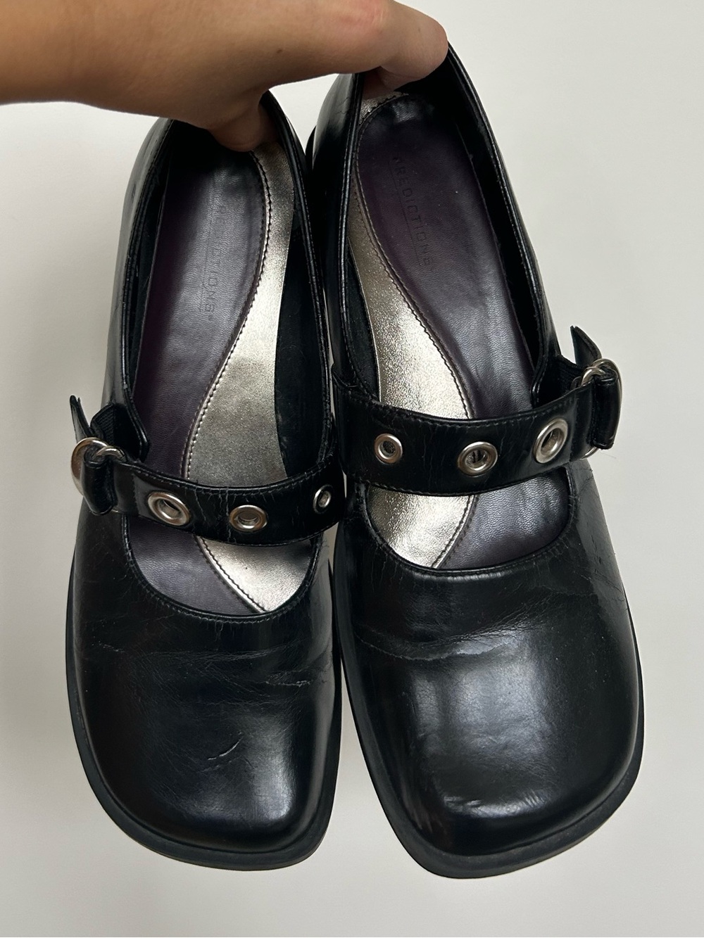 Vintage black metal eyelet strap mary jane flats